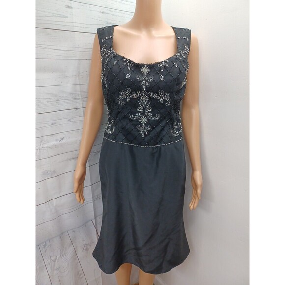 Black Cocktail Dress Fit & Flare Beaded Top Sleeveless Sz M - Picture 1 of 10